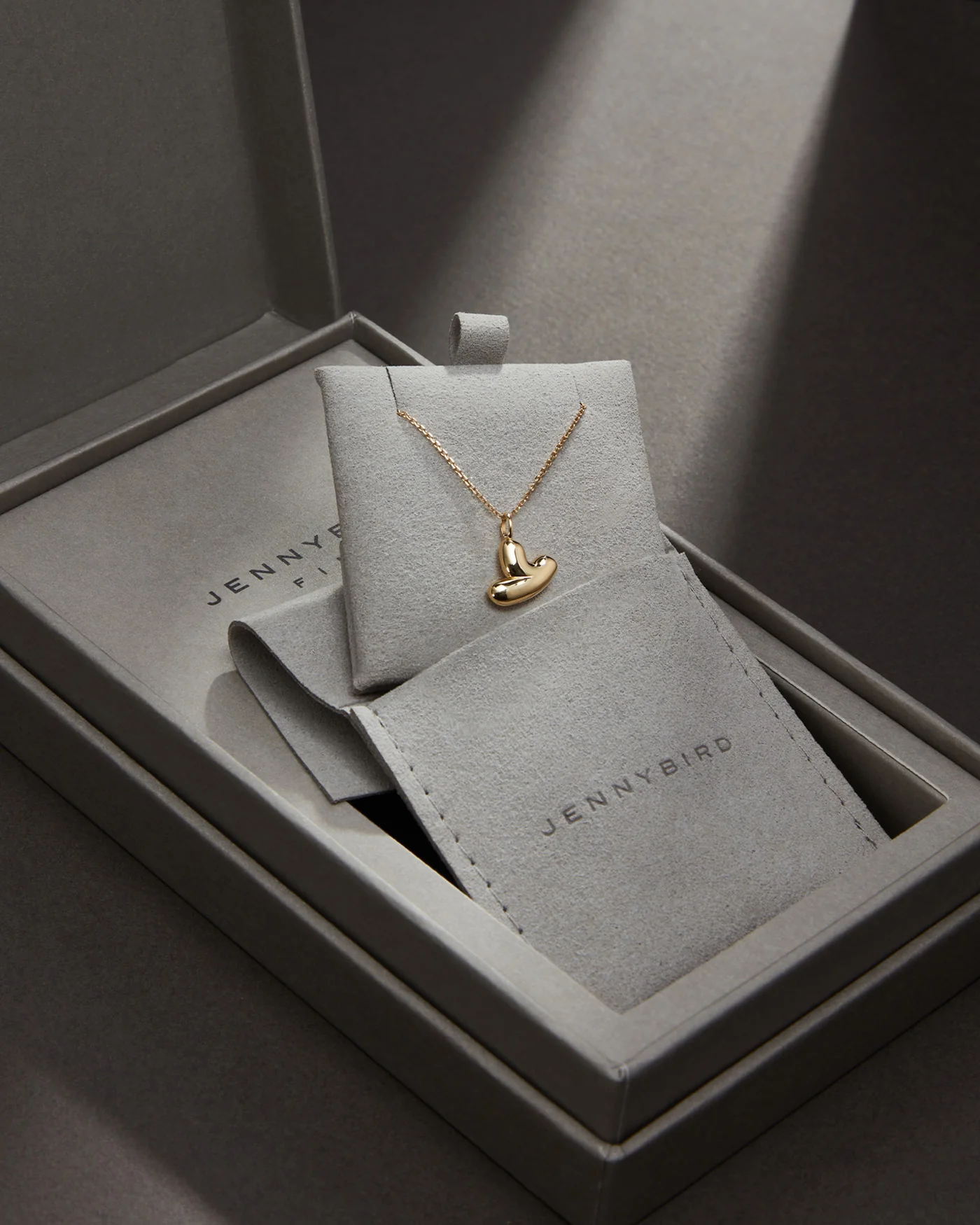 14K Gold Bubble Letter Necklace - Y - Image 6