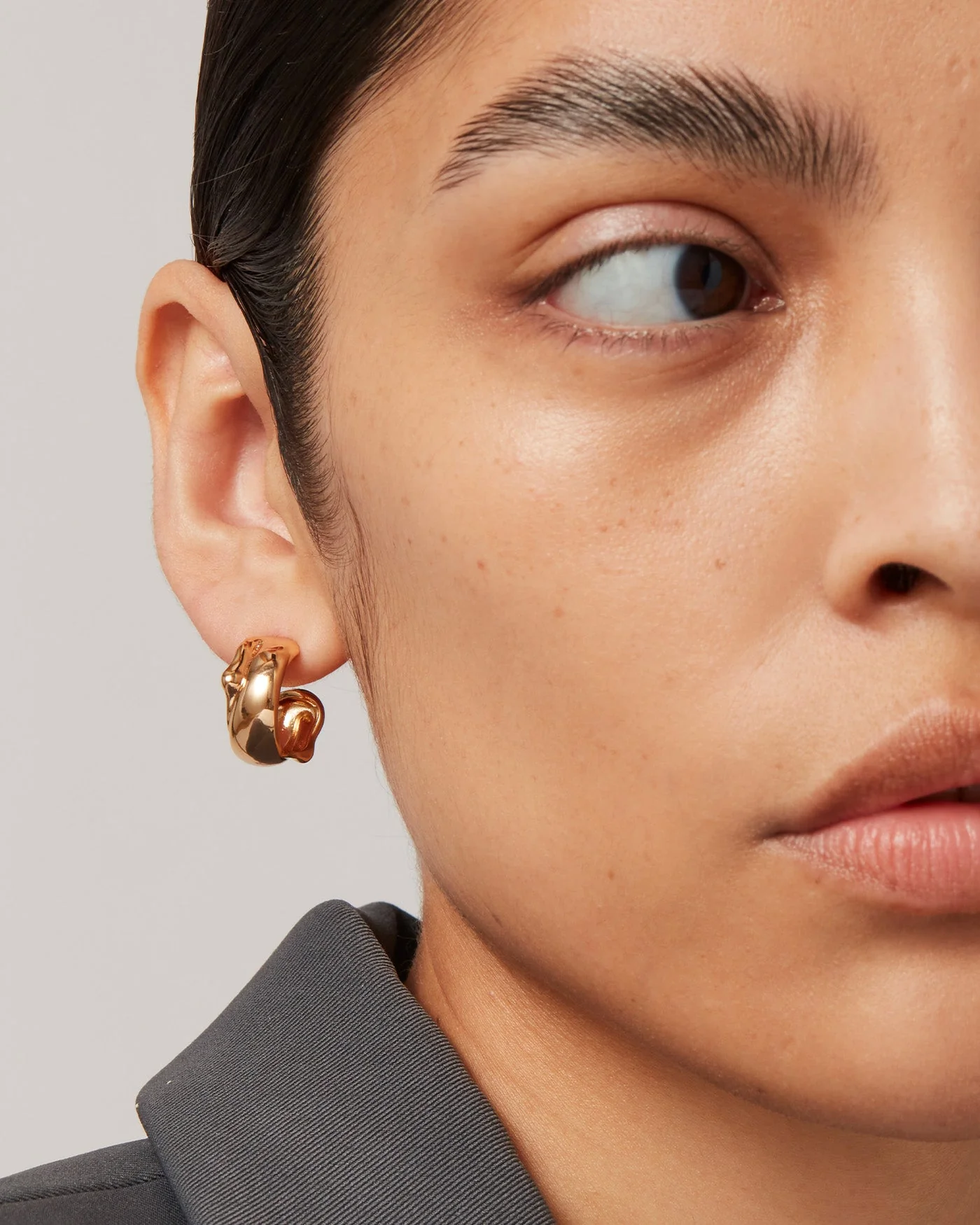 Sées Hoop Earrings - Image 3